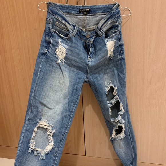 DENIM RIPPED JEANS - Picture 3 of 7